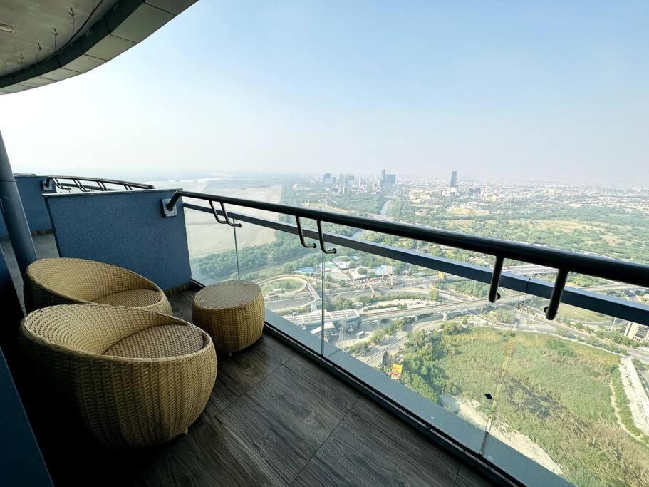 Cloud Stay@41St Floor โนอิดา ภายนอก รูปภาพ